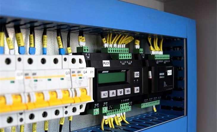 IEC60884 Switch Plug Socket Normal Operation Life PLC Control 4 Stations Test Machine