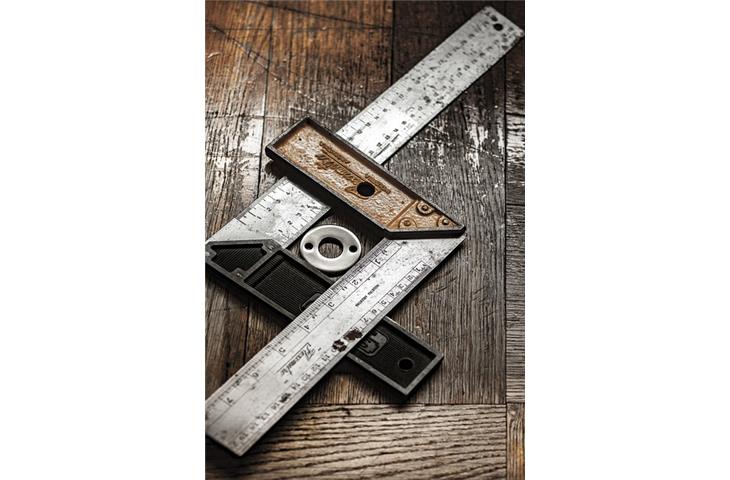 Lead-embedded scale ruler (lead ruler) KR018