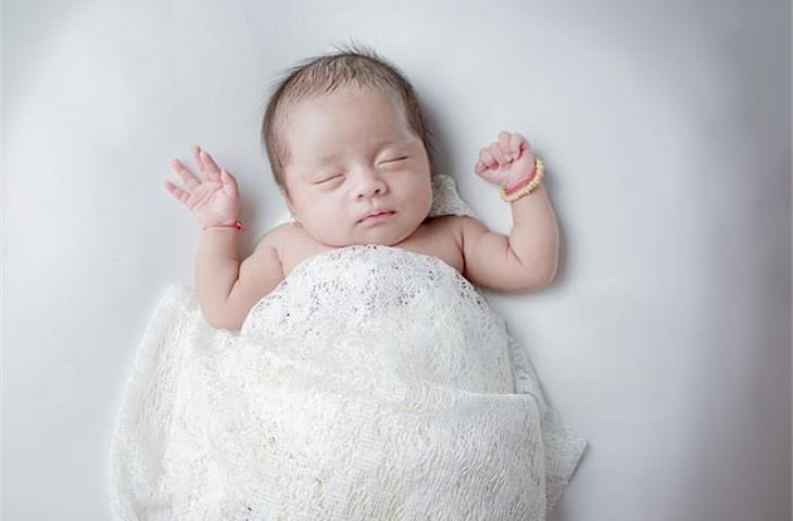 Newborn test both lungs